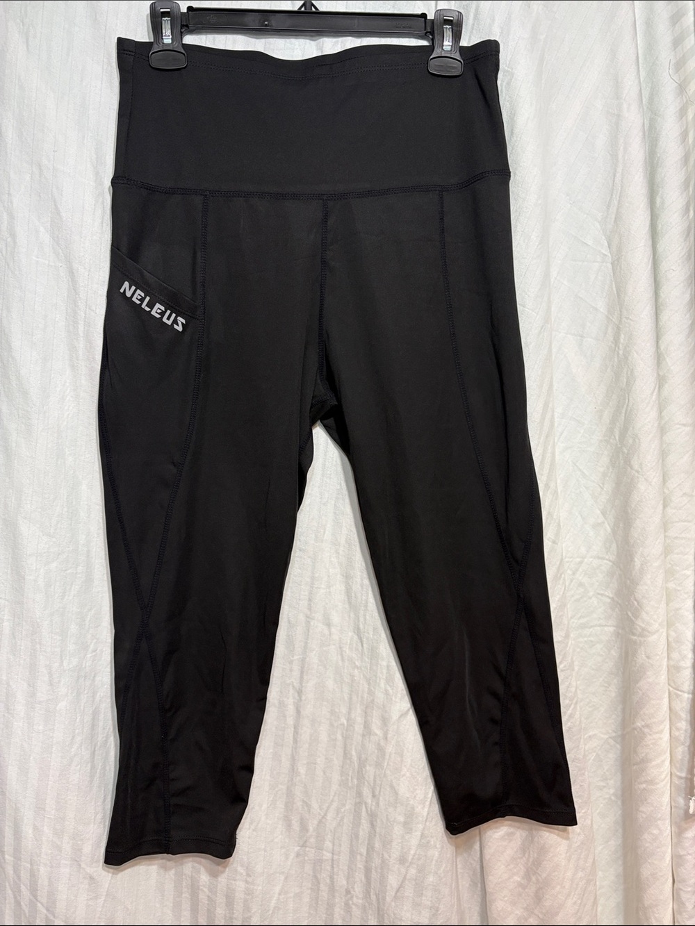 Women’s Black Athletic Capri Leggings